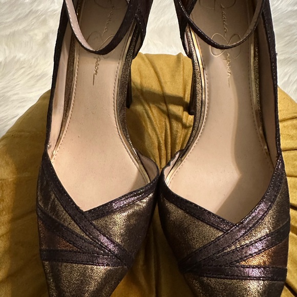 Metallic Heels - Picture 3 of 8